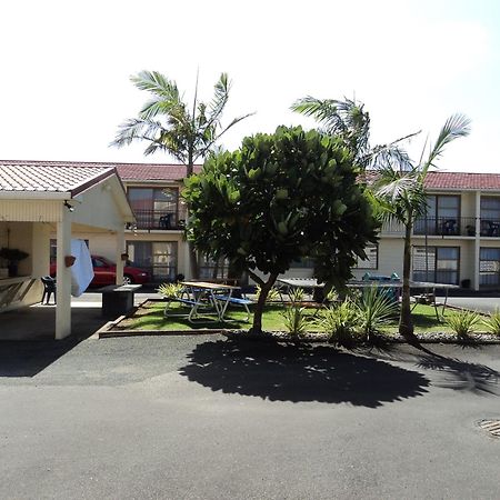 Wayfarer Motel Каитаиа Экстерьер фото