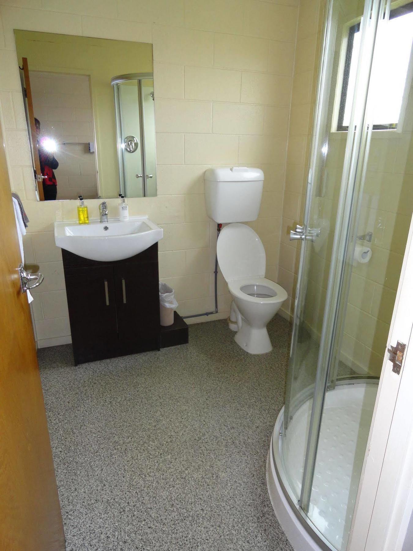 Wayfarer Motel Каитаиа Экстерьер фото